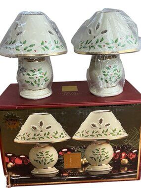 Lenox Holiday Holly Tea Light Lamps Set of 2 Ceramic Candle Holders w/ Box